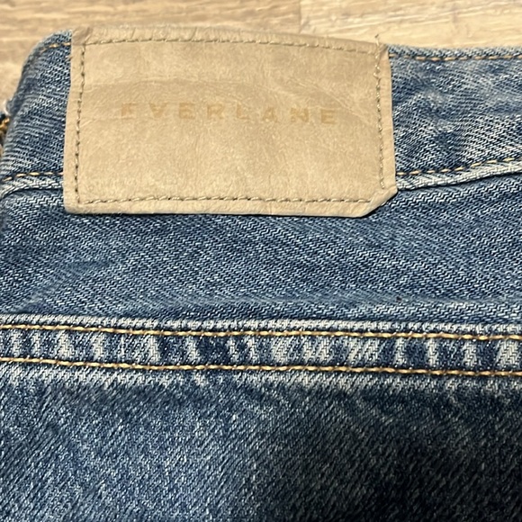 Everlane The A-Line Denim Short in medium indigo - size 33 - Picture 7 of 13